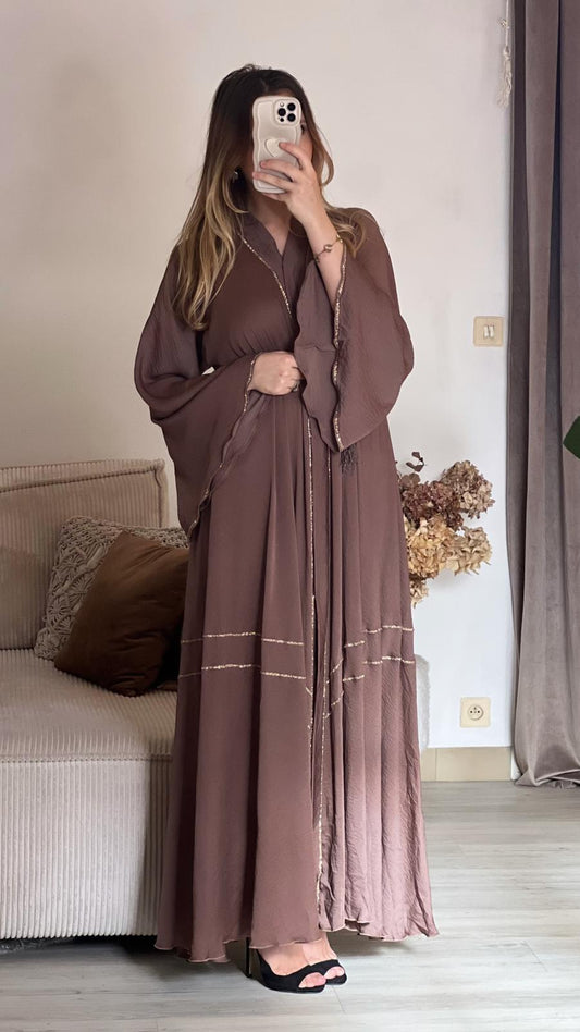 Abaya Leyna